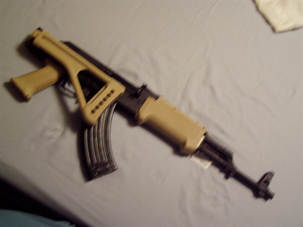 LIGHTY USE IMPORTED ROMANIA WASR 10 SEMI-AUTO AK47 WITH MATCHING NUMBER