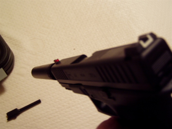 GLOCK MODEL 44 22LR RED GLOW FRONT SIGHT REAR WHITE OUTLINE ADJUSTABLE SIGHTS WITH EXTRA FACTORY THREADED BARREL NEW IN HARD CASE