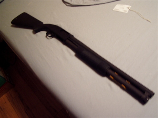 MOSSBERG 500 12 GAUGE SECURITY 8+1 20 IN BARREL $ 399.99