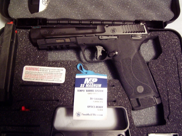 NEW S&W M&P 22 MAGNUM 4.35'' 30-RD SEMI-AUTO PISTOL $ 649.00