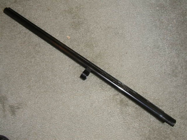 REMINGTON 870 12 GA 28 INCH VENT RIB SHOTGUN BARREL 3 INCH CHAMBER MATT FINISH SCREW IN CHOKE TUBE  - $125.00